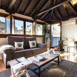 Fantástico ático Con Terraza Y Vistas En El Centro Apartamento